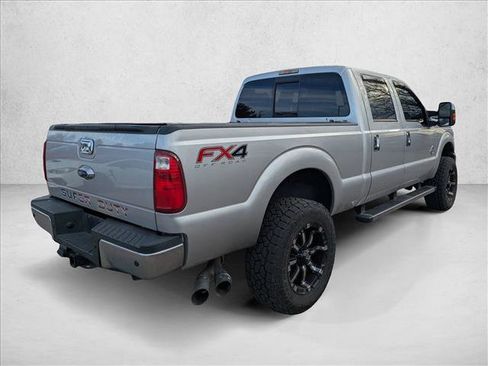 Used 2013 Ford F250 Lariat w/ Chrome Pkg image 5