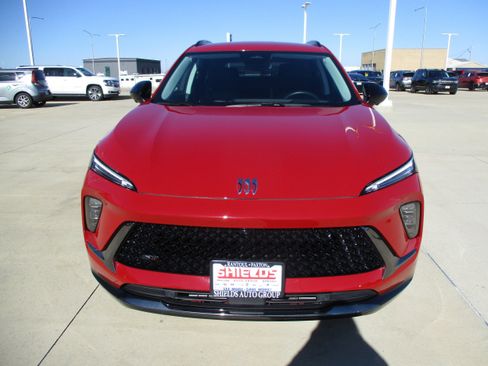 Used 2025 Buick Envision Sport Touring AWD/4WD image 9