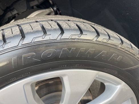 Used 2019 Chevrolet Silverado 1500 High Country w/ Technology Package image 36