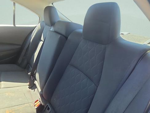 Used 2020 Toyota Corolla LE image 38