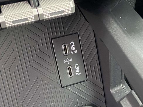 Used 2025 Toyota Tacoma SR5 image 24