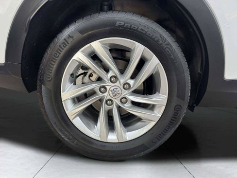 Used 2024 Buick Envista Preferred w/ Convenience I Package FWD image 43