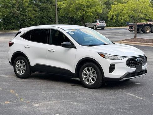 Used 2024 Ford Escape Active FWD image 10