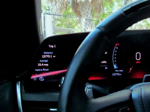 Used 2025 Cadillac CT5 V RWD image 15