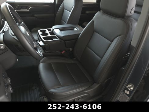 Used 2025 Chevrolet Silverado 2500 LT AWD/4WD image 10