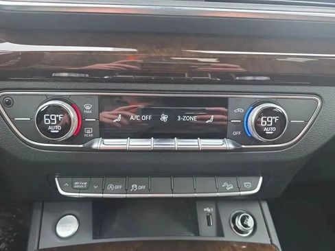 Used 2018 Audi Q5 2.0T Premium image 34