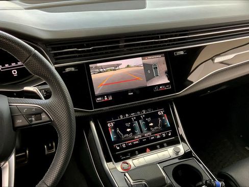 Used 2022 Audi RS Q8 AWD/4WD image 6