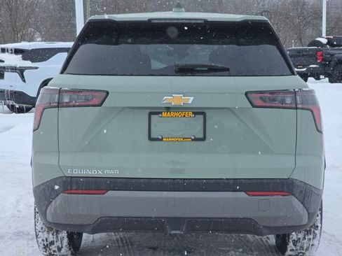 New 2026 Chevrolet Equinox LT image 23