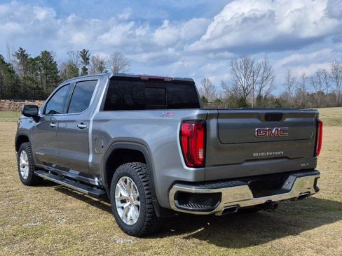 Used 2019 GMC Sierra 1500 SLT w/ SLT Premium Package image 4
