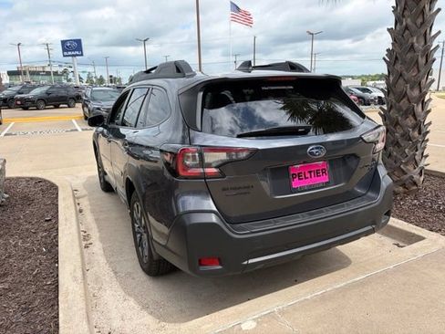 Used 2025 Subaru Outback Onyx Edition XT AWD/4WD image 16