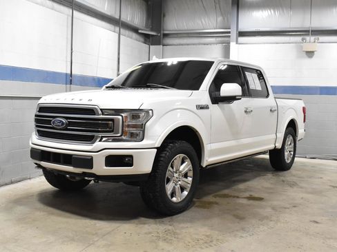 Used 2019 Ford F150 Limited w/ Trailer Tow Package image 4