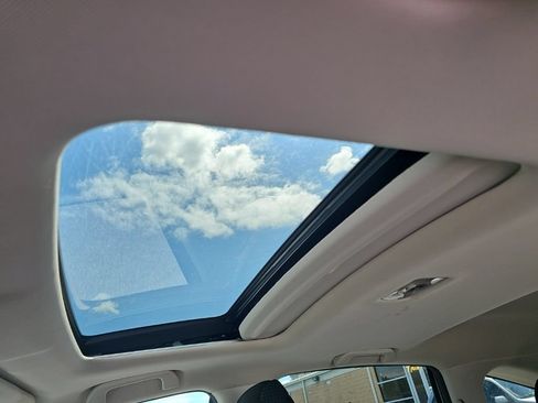 Used 2015 Honda CR-V EX image 11