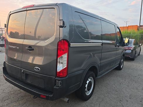 Used 2022 Ford Transit 150 Low Roof RWD image 3