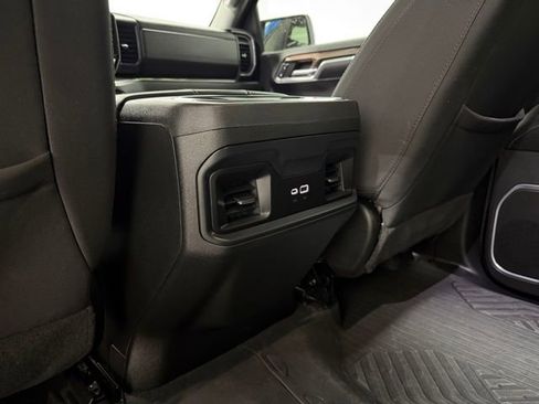 Used 2024 Chevrolet Silverado 1500 RST image 22