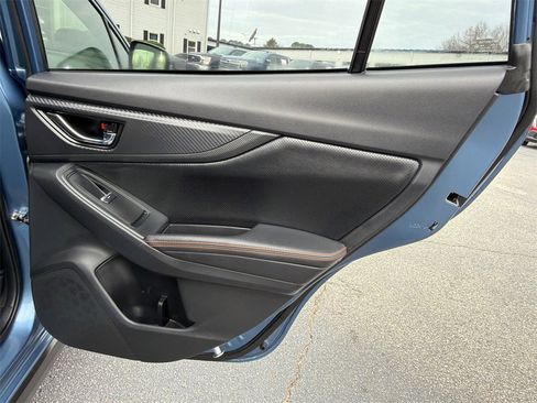 Used 2023 Subaru Crosstrek 2.5i Limited w/ Popular Package #3 image 16