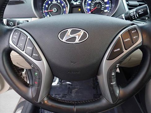 Used 2014 Hyundai Elantra Limited FWD image 14