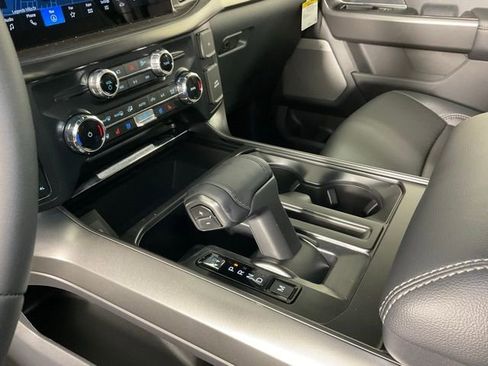 New 2025 Ford F150 Lariat w/ Equipment Group 501A Mid image 19