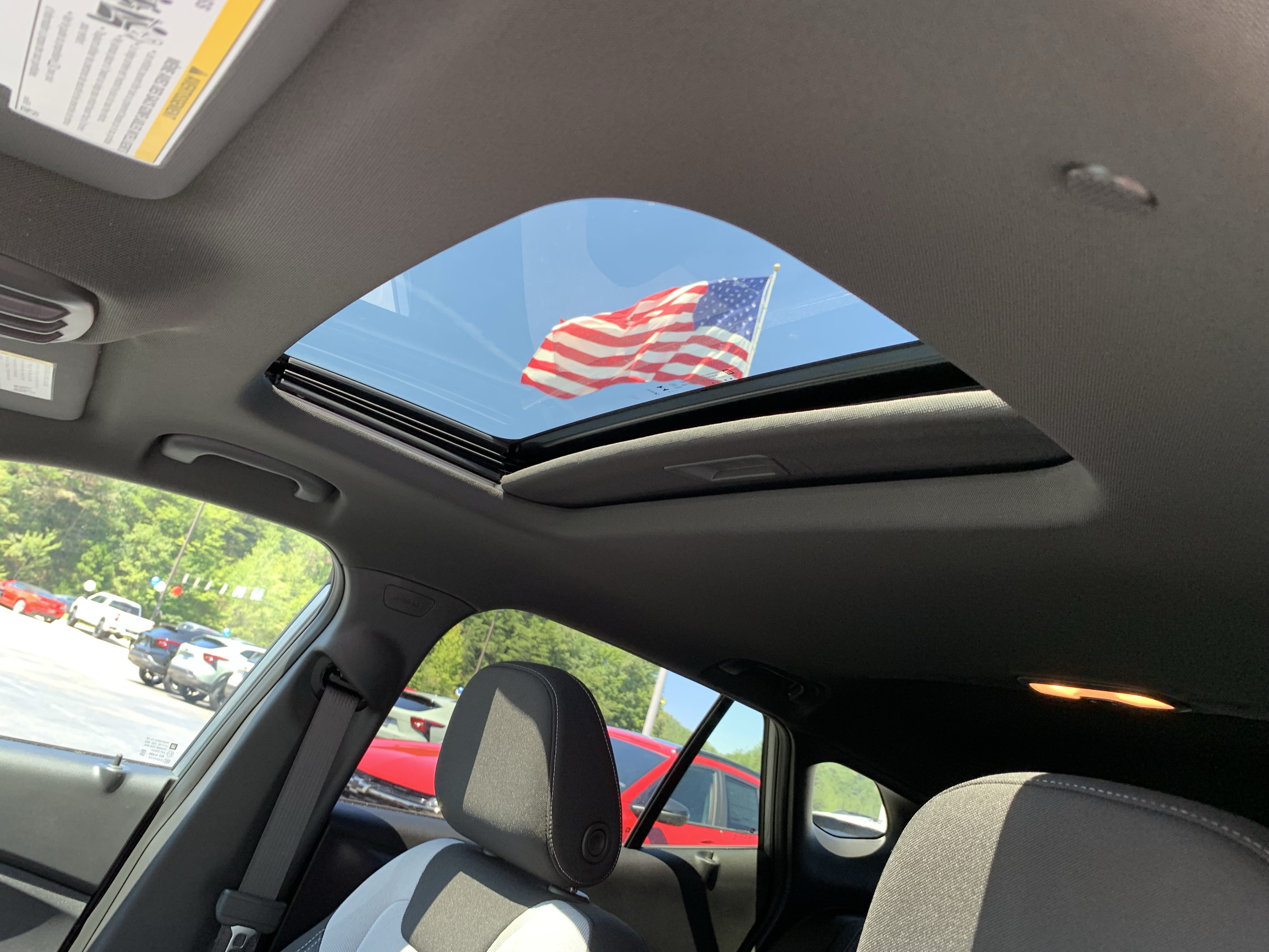 New 2026 Chevrolet Trax RS w/ Sunroof Package FWD image 16