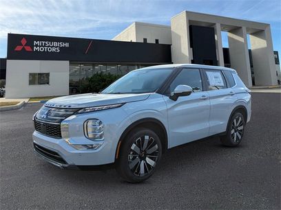 New 2025 Mitsubishi Outlander SE