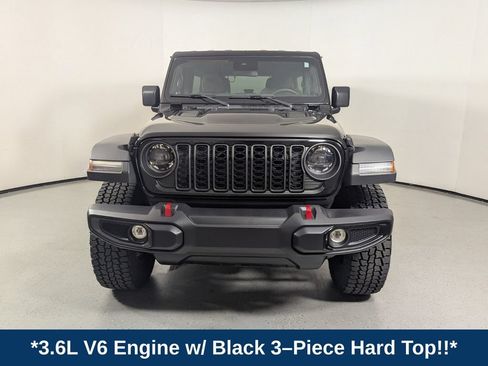 Used 2024 Jeep Wrangler Unlimited Rubicon AWD/4WD image 2