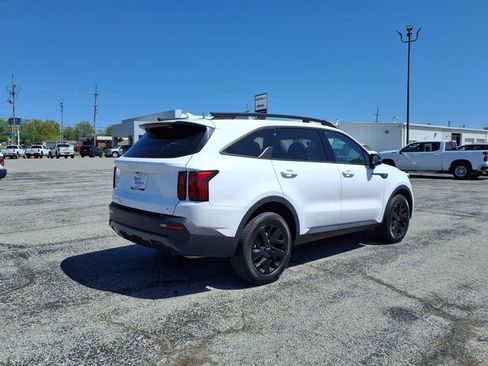 Used 2023 Kia Sorento S w/ Panoramic Sunroof Package AWD/4WD image 23