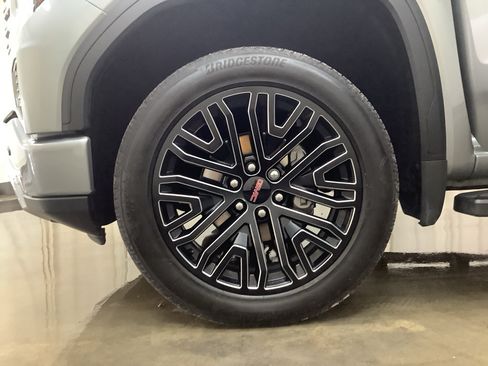 Used 2025 GMC Sierra 1500 Denali AWD/4WD image 23