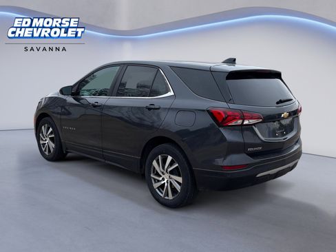Used 2023 Chevrolet Equinox LT image 3
