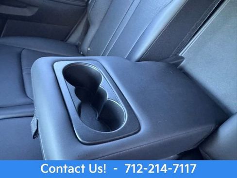 New 2025 Kia Sorento S image 13