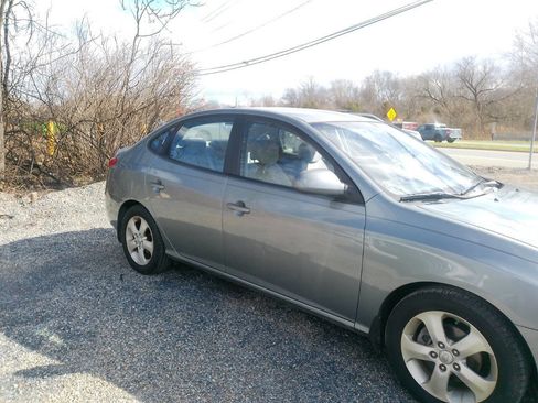 Used 2010 Hyundai Elantra SE image 7
