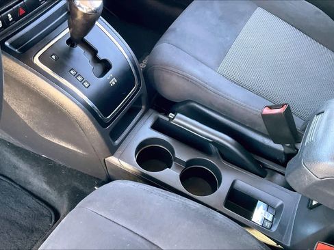 Used 2012 Jeep Patriot Latitude w/ Altitude Pkg image 15