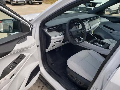 New 2026 Jeep Cherokee Limited image 6