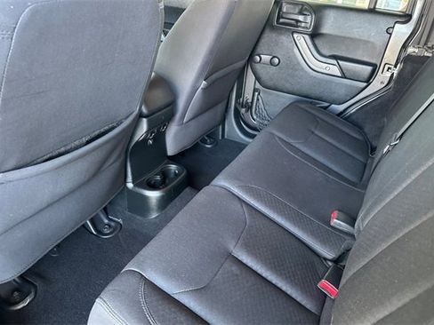 Used 2017 Jeep Wrangler Unlimited Sport image 12