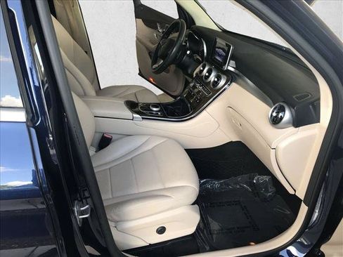 Used 2018 Mercedes-Benz GLC 300 image 20