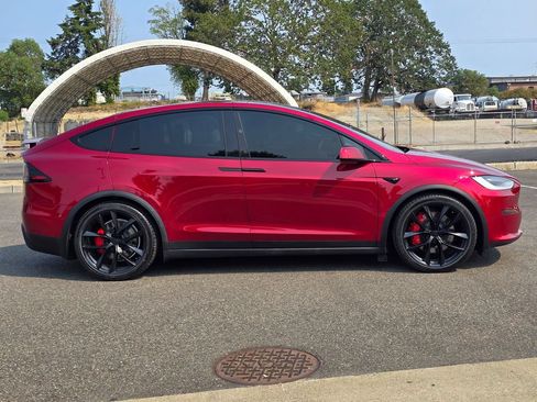 Used 2023 Tesla Model X Plaid AWD/4WD image 4