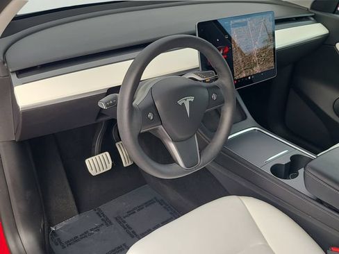 Used 2022 Tesla Model Y Performance AWD/4WD image 22