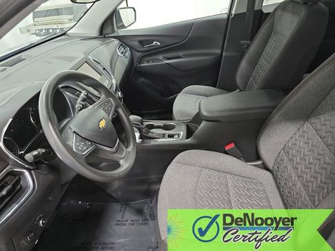 Used 2022 Chevrolet Equinox LT w/ LPO, Floor Liner Package image 14