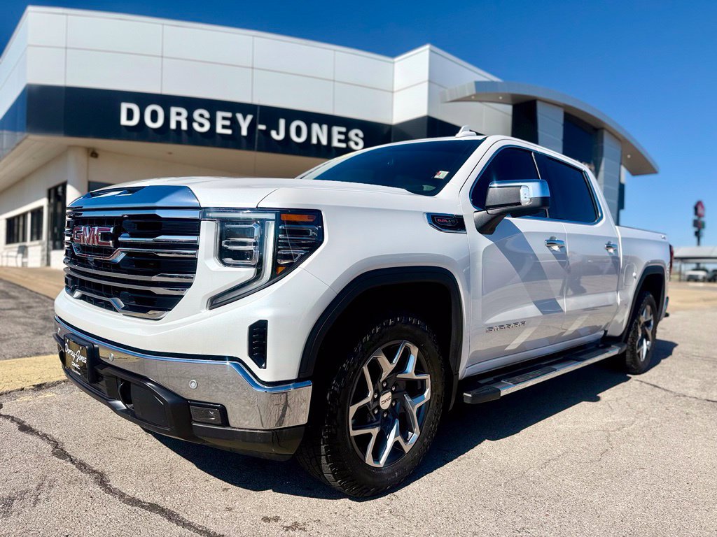 Used 2025 GMC Sierra 1500 SLT w/ SLT Premium Plus Package AWD/4WD image 1