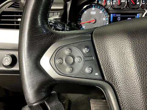 Used 2018 Chevrolet Tahoe LT w/ Luxury Package image 11