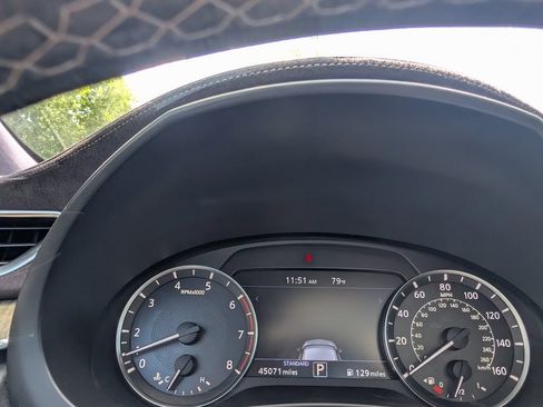 Used 2019 INFINITI QX50 Essential w/ Sensory Package AWD/4WD image 24