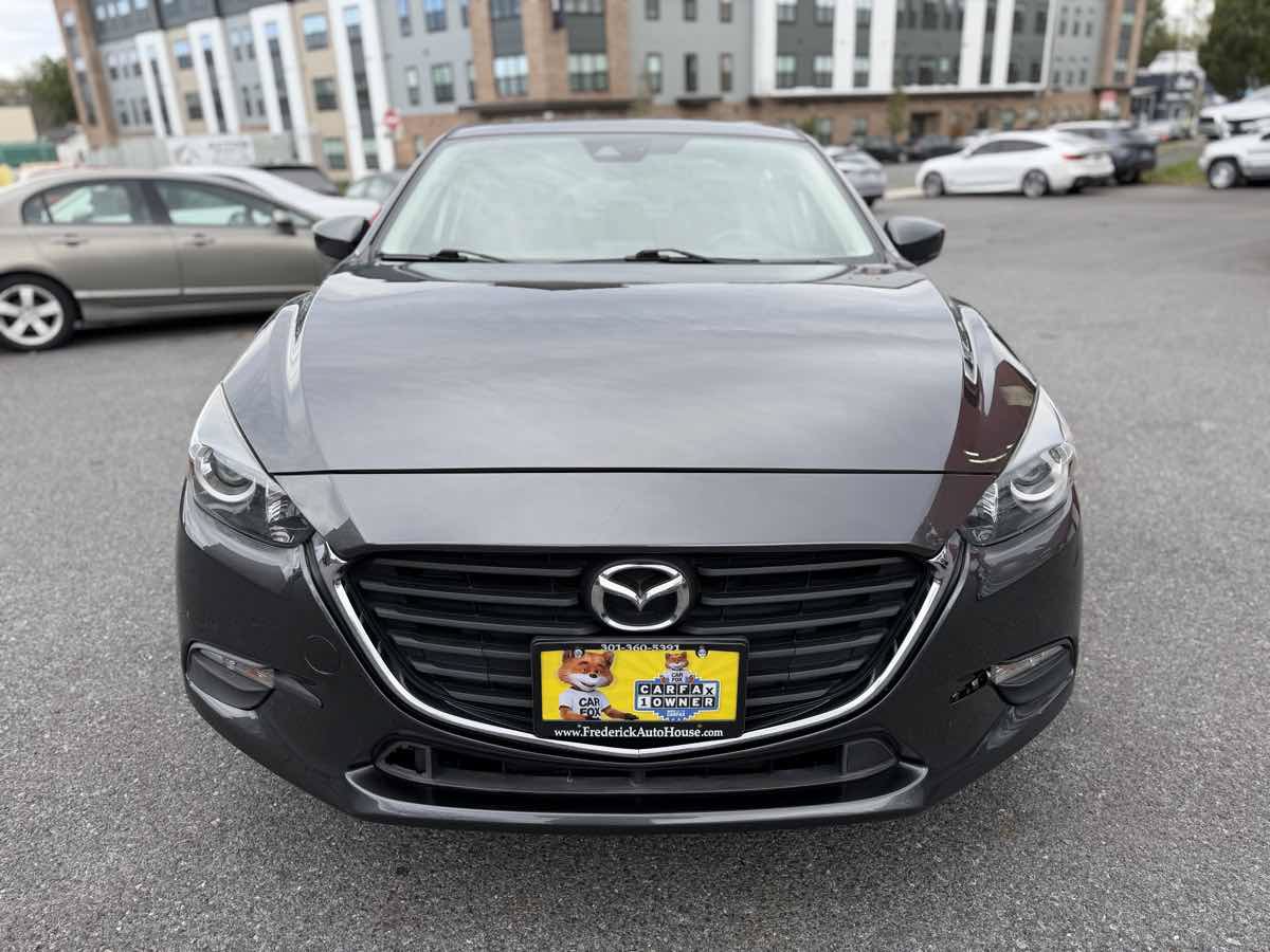 Used 2018 MAZDA MAZDA3 Touring FWD image 2