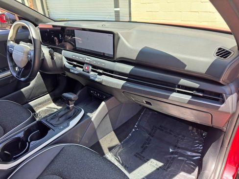 Used 2025 Kia K4 GT-Line FWD image 13