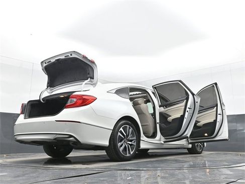 Used 2019 Honda Accord Touring image 56