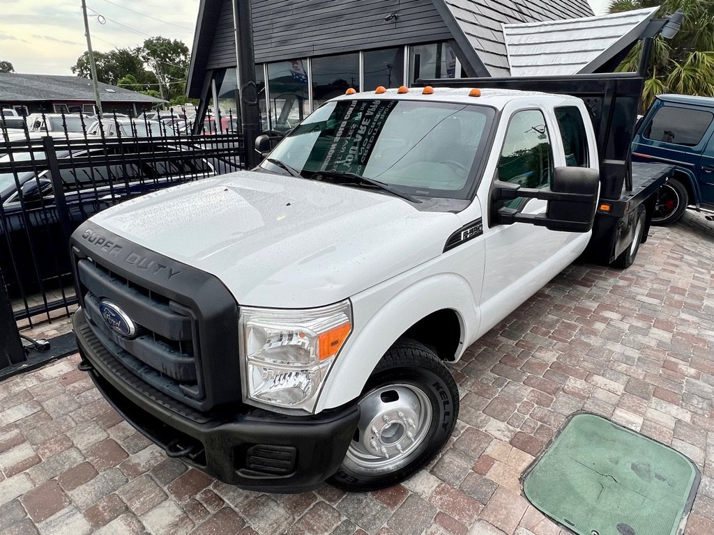 Used 2016 Ford F350 XL w/ Trailer Tow Package RWD image 2