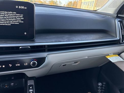 New 2025 Kia Sorento SX image 13