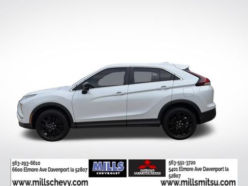 Used 2024 Mitsubishi Eclipse Cross LE AWD/4WD image 2