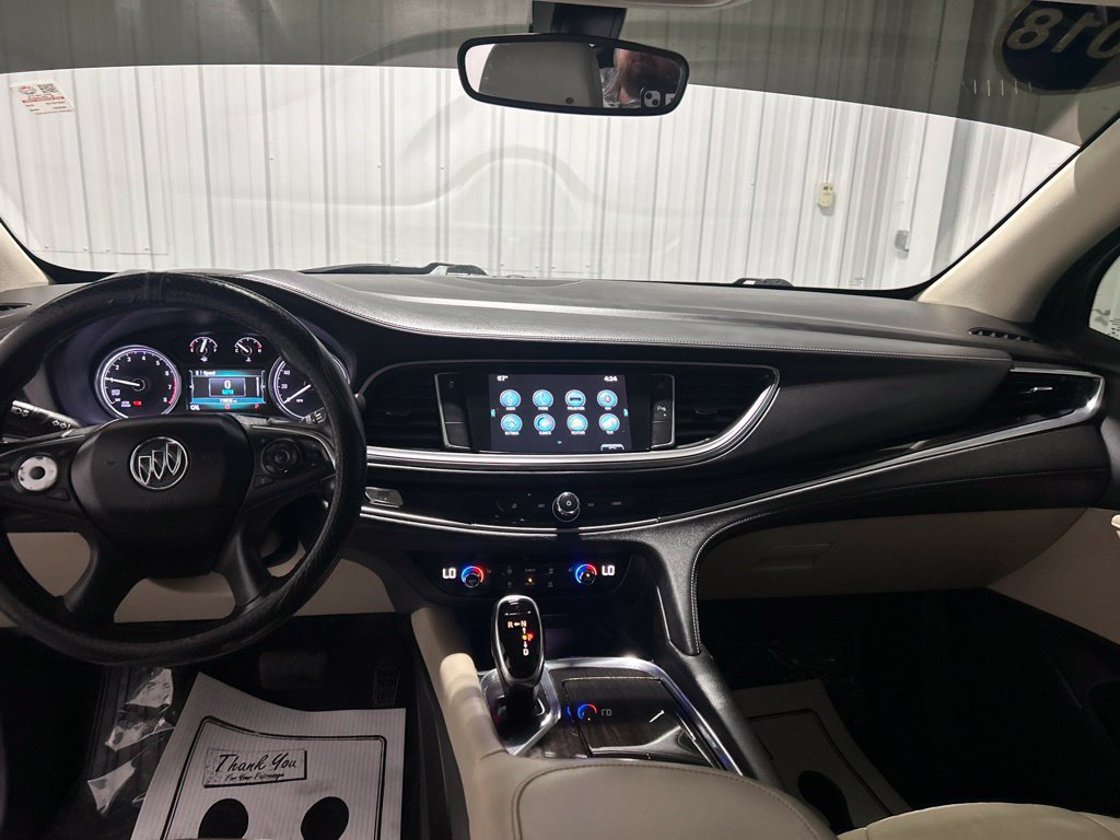Used 2018 Buick Enclave Essence FWD image 24