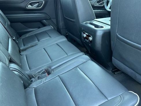 Used 2023 GMC Yukon SLT AWD/4WD image 19