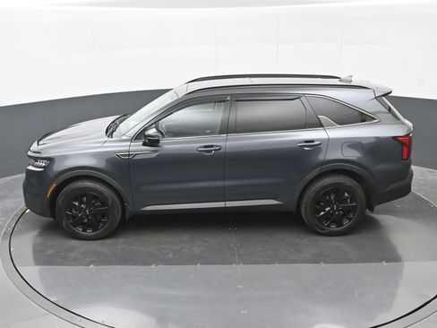 Used 2021 Kia Sorento S w/ Panoramic Sunroof Package AWD/4WD image 39