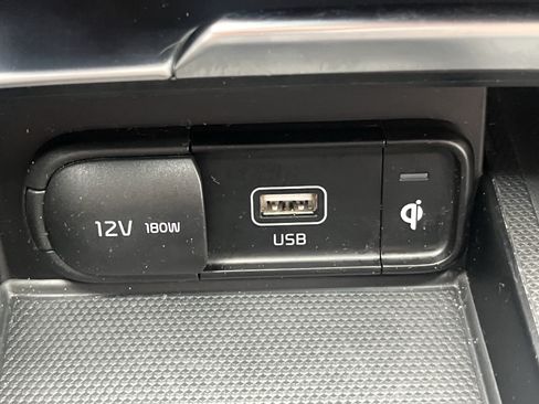 Used 2022 Kia Stinger GT1 RWD image 22