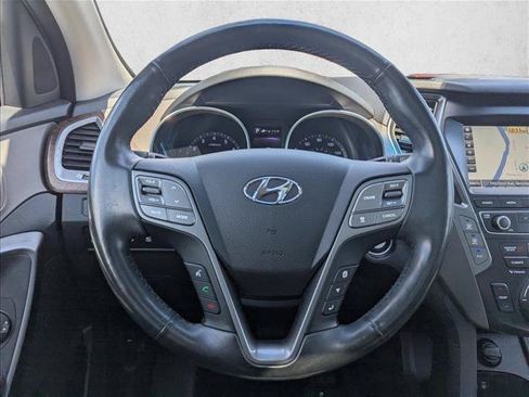 Used 2019 Hyundai Santa Fe XL FWD image 15
